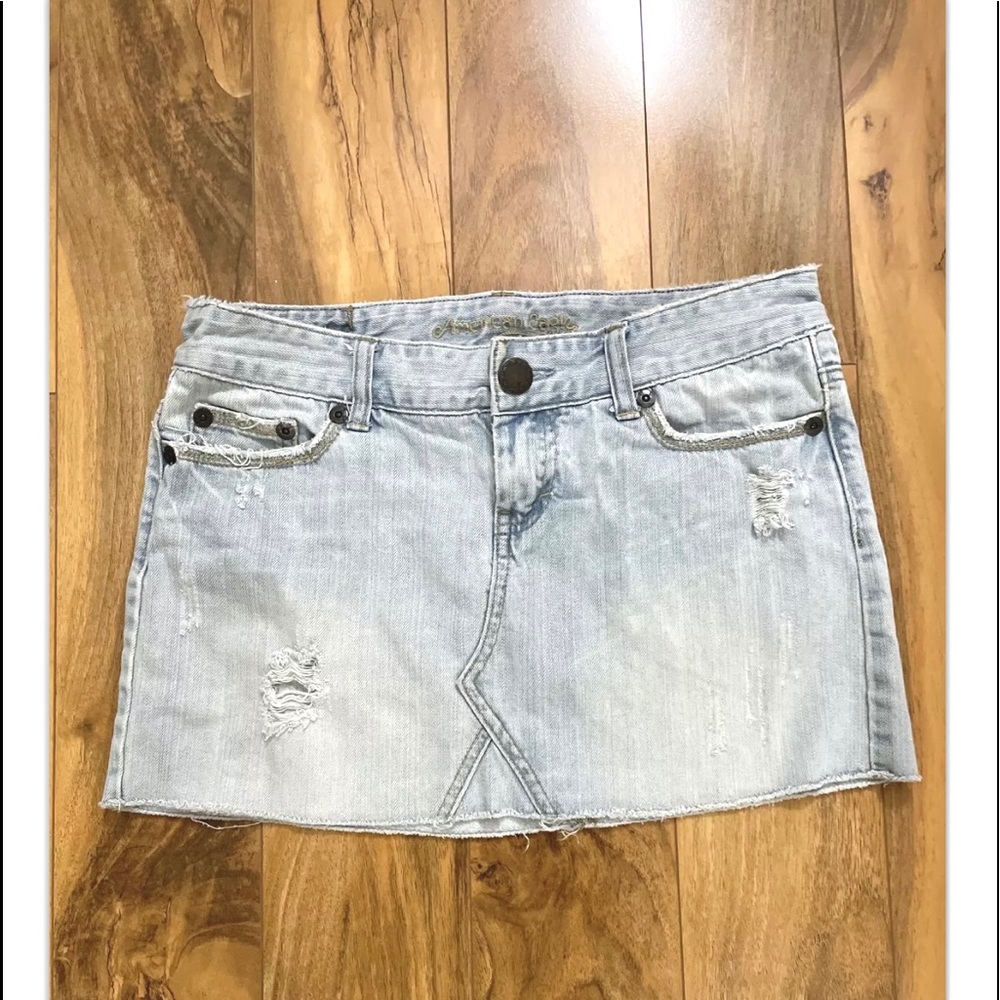 EUC American Eagle Outfitters Womens Denim A Line Skirt Blue Distressed  sz4